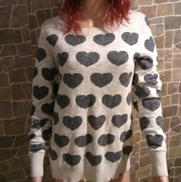 MOSSIMO Heart Sweater - Picture 3 of 7